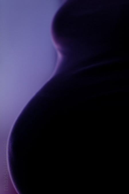 Abstraction femme enceinte