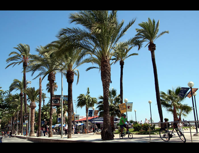 promenade a sitges