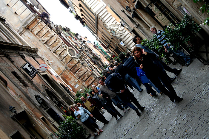 ruelle typique de rome