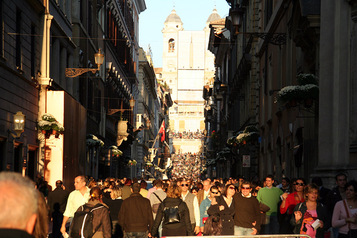 via dei condotti - shopping à rome